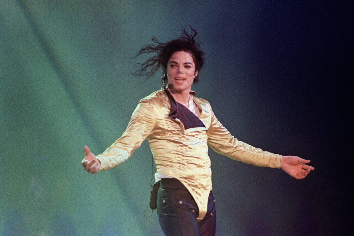 No1 o Michael Jackson στο Billboard Global 200 chart